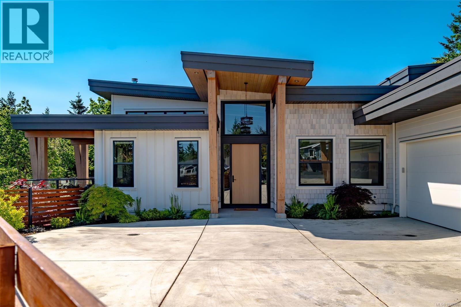 3426 Bromley Pl - Image 3