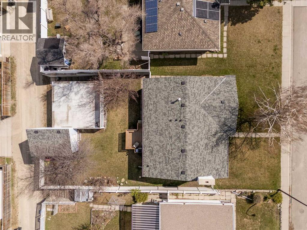 7720 Hunterquay Road NW - Image 3