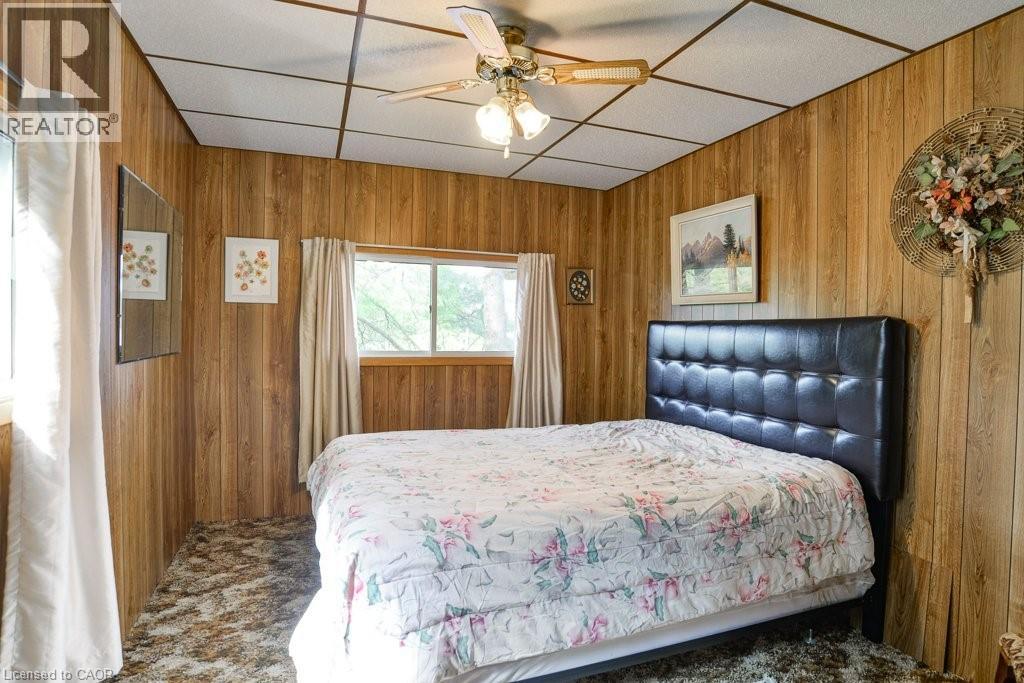 216 SMOOTH ROCK Road - 32
