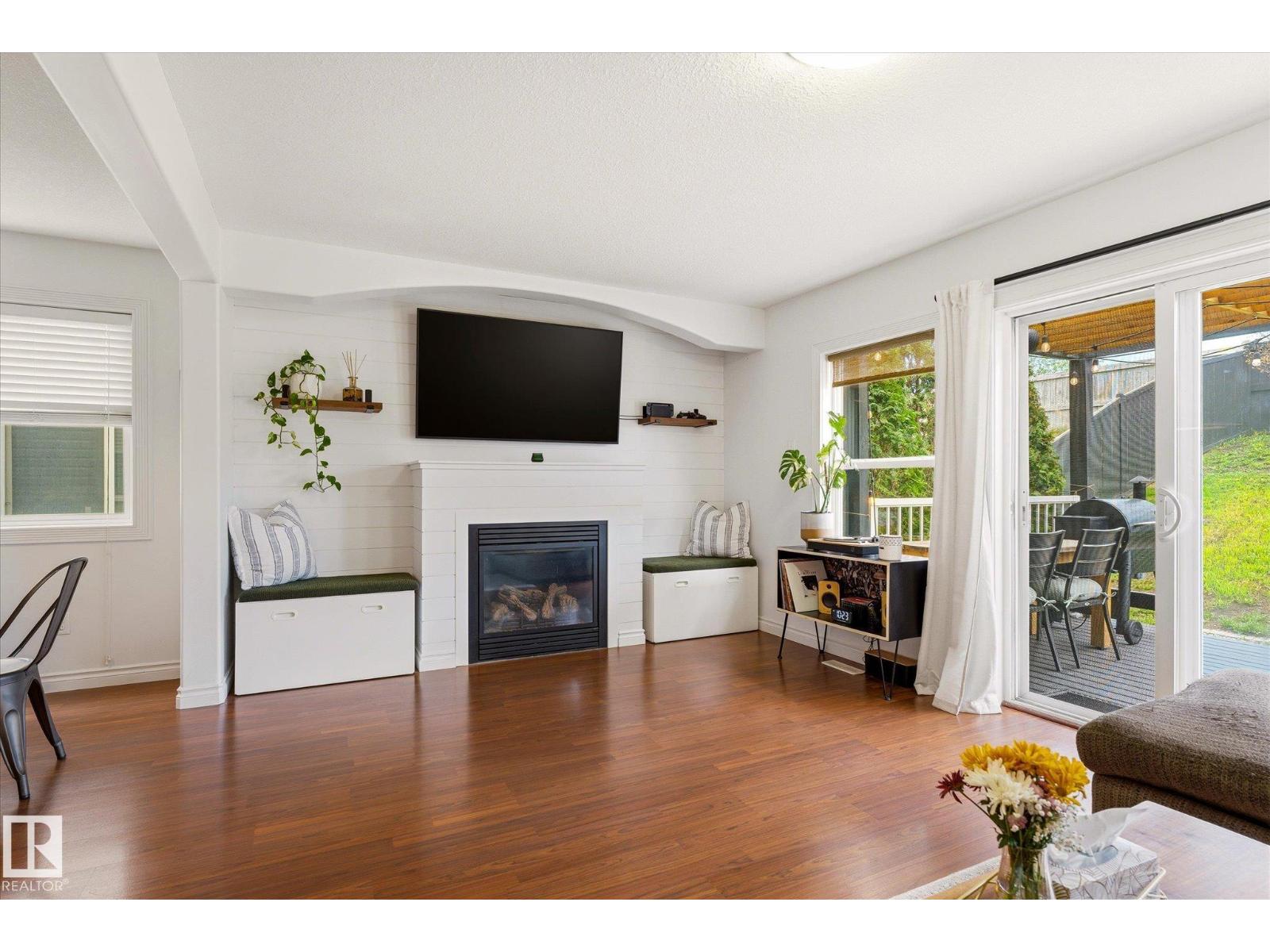 15122 33 ST NW - 16
