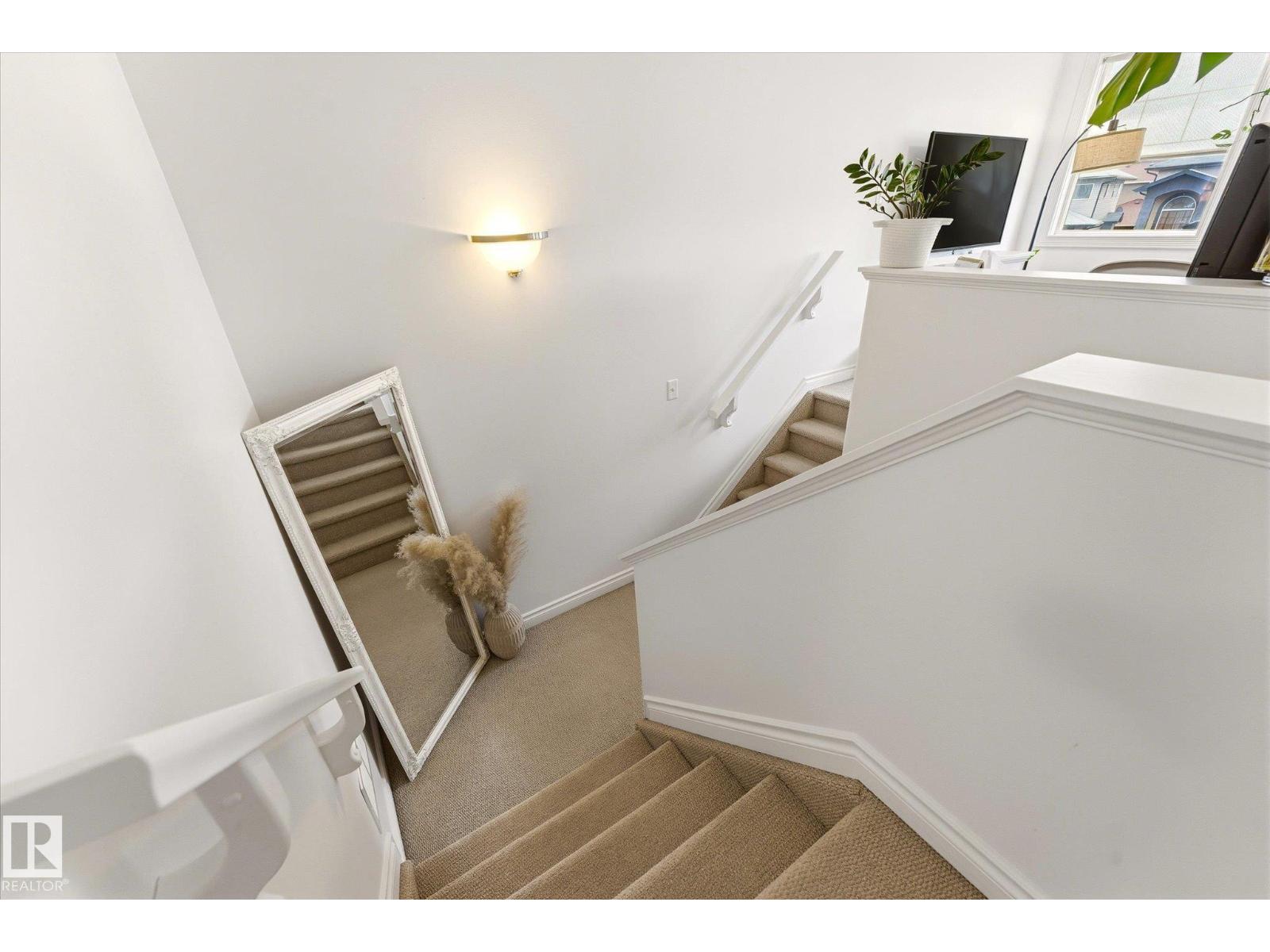 15122 33 ST NW - 22