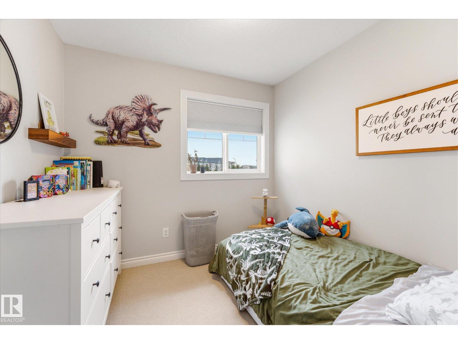 15122 33 ST NW - 33