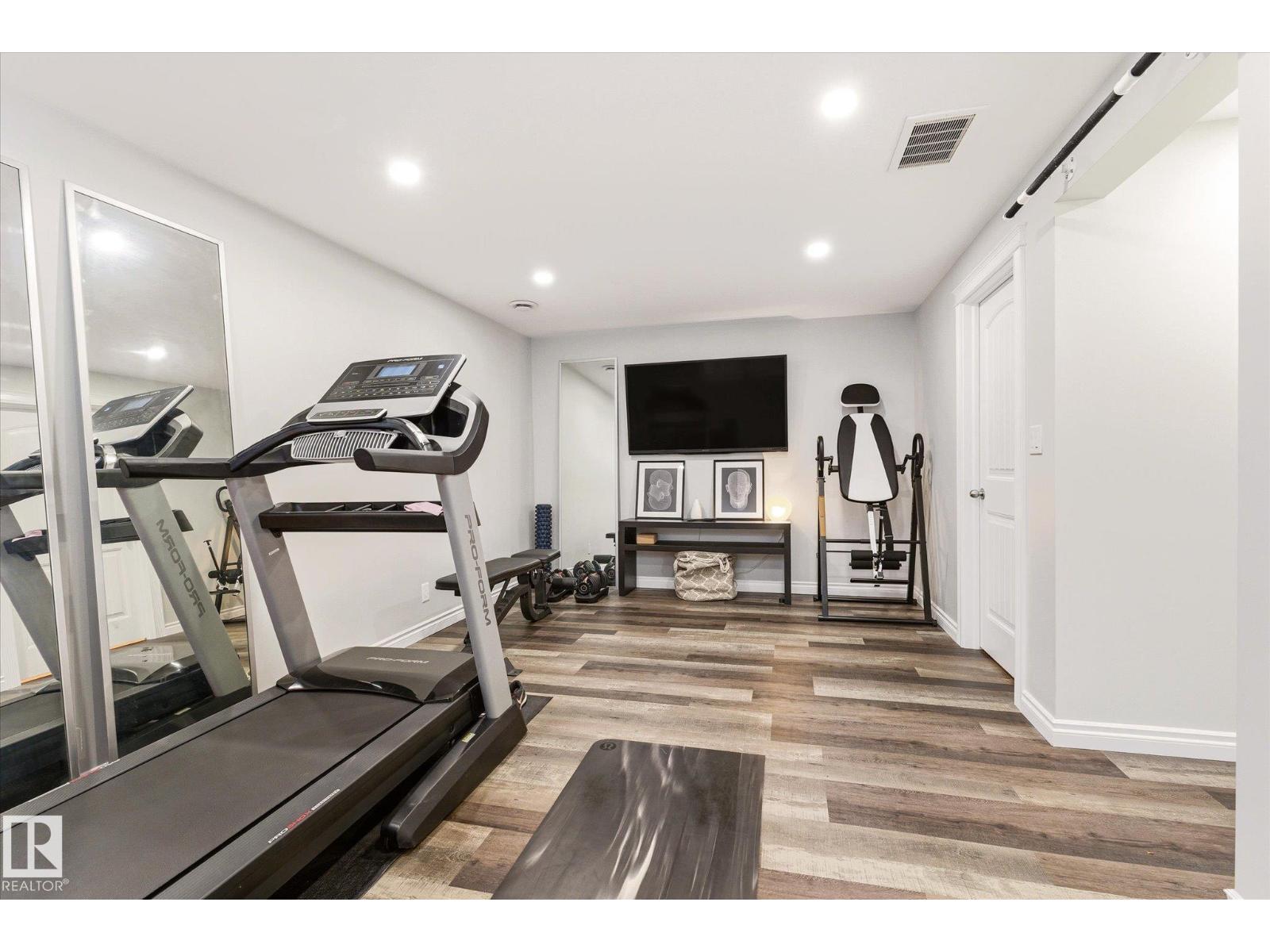 15122 33 ST NW - 37