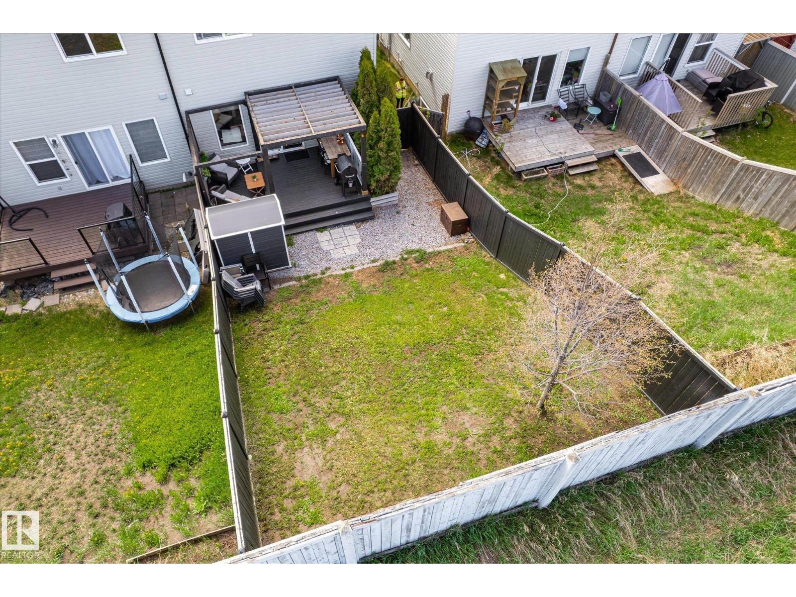 15122 33 ST NW - 47