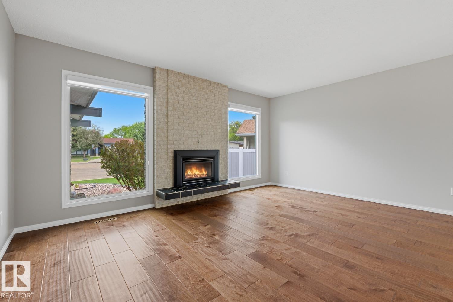 15220 124 St NW NW - 12