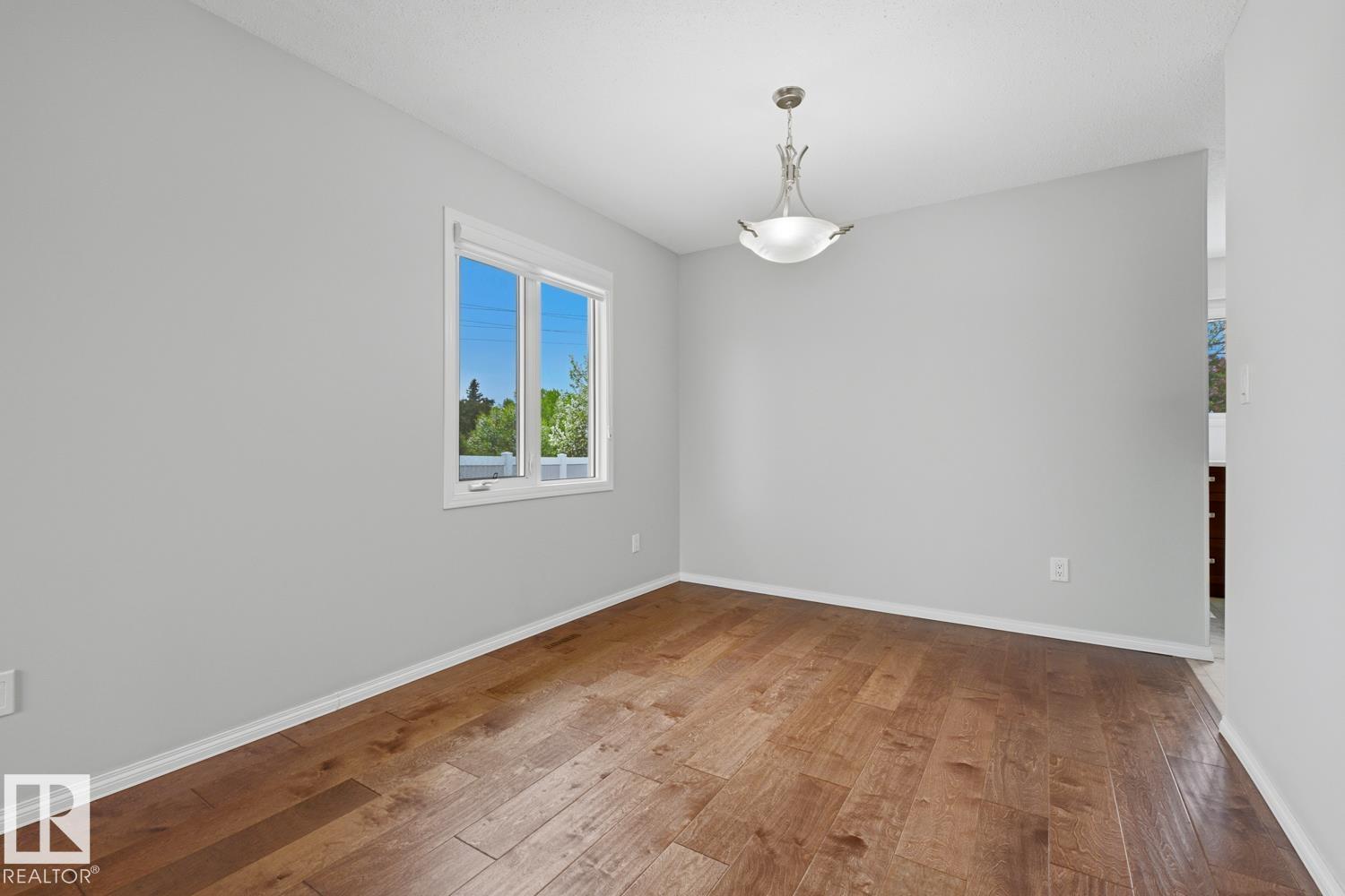 15220 124 St NW NW - 16