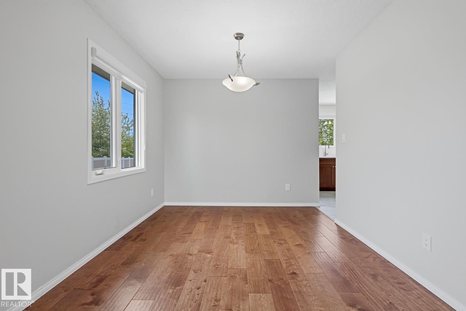 15220 124 St NW NW - 17
