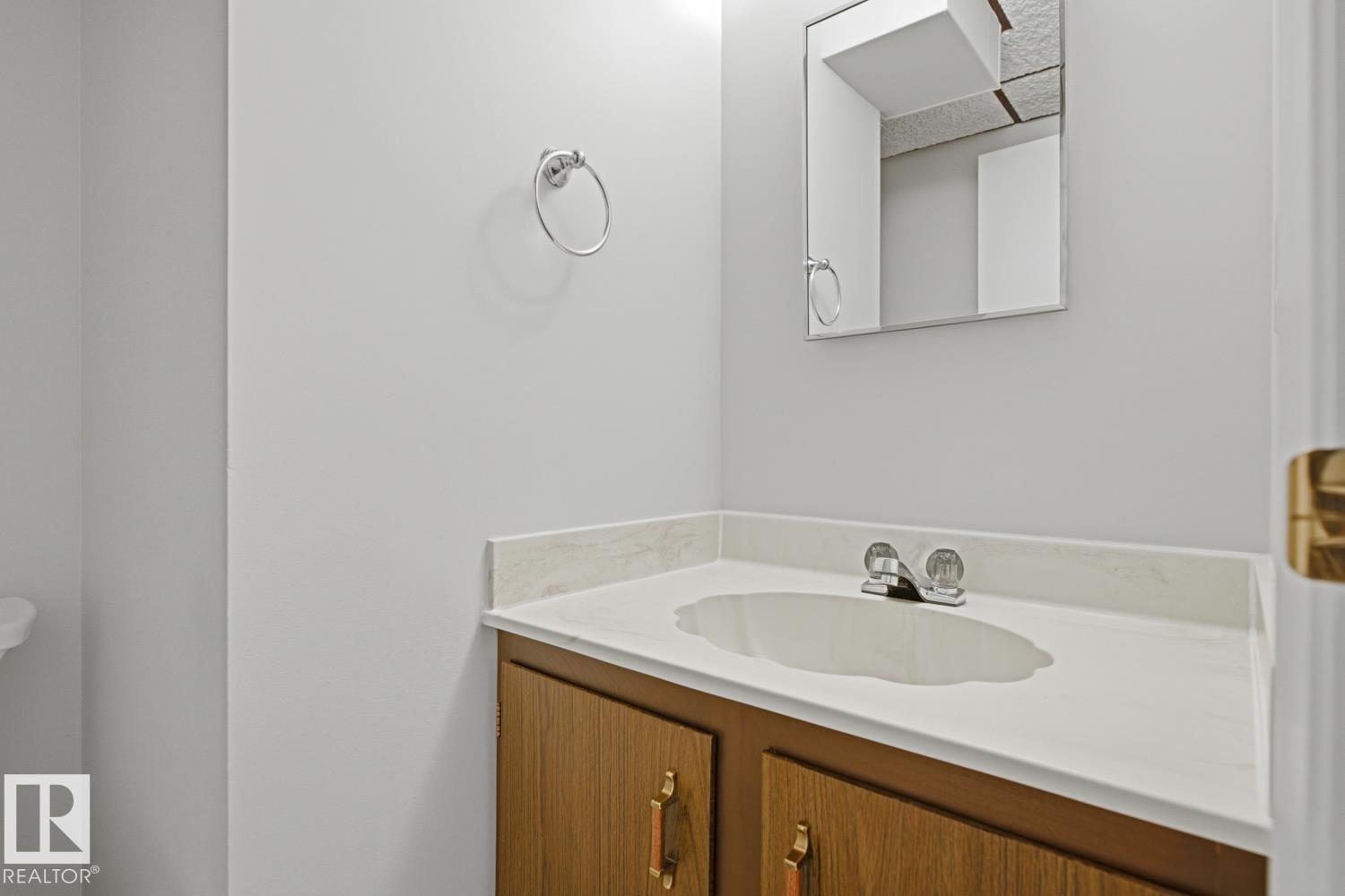 15220 124 St NW NW - 35