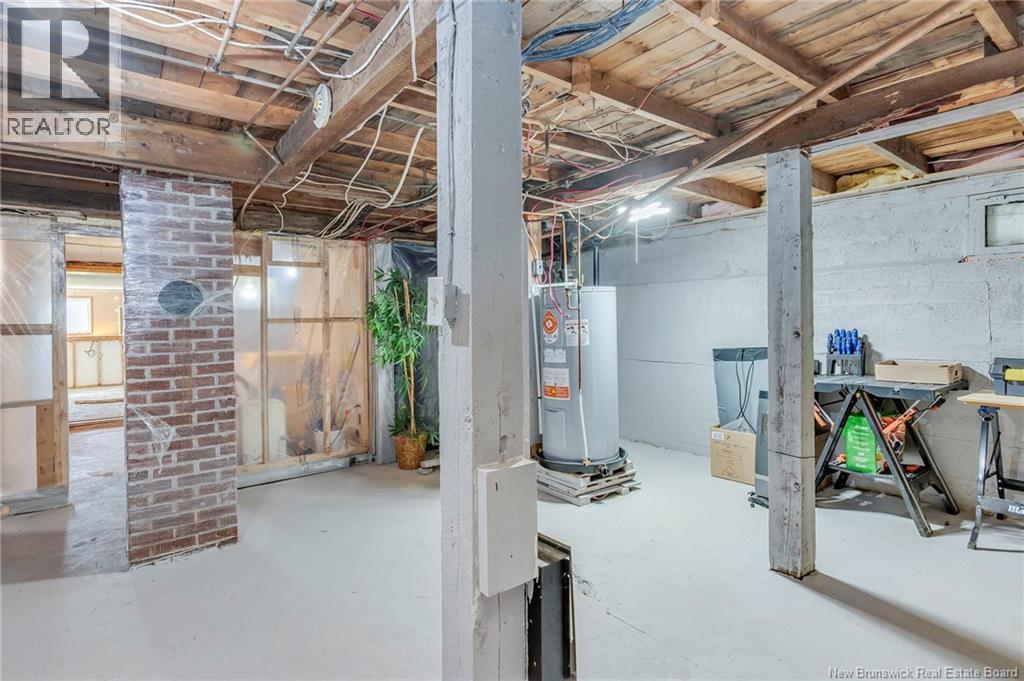 10 Webster Avenue - 38