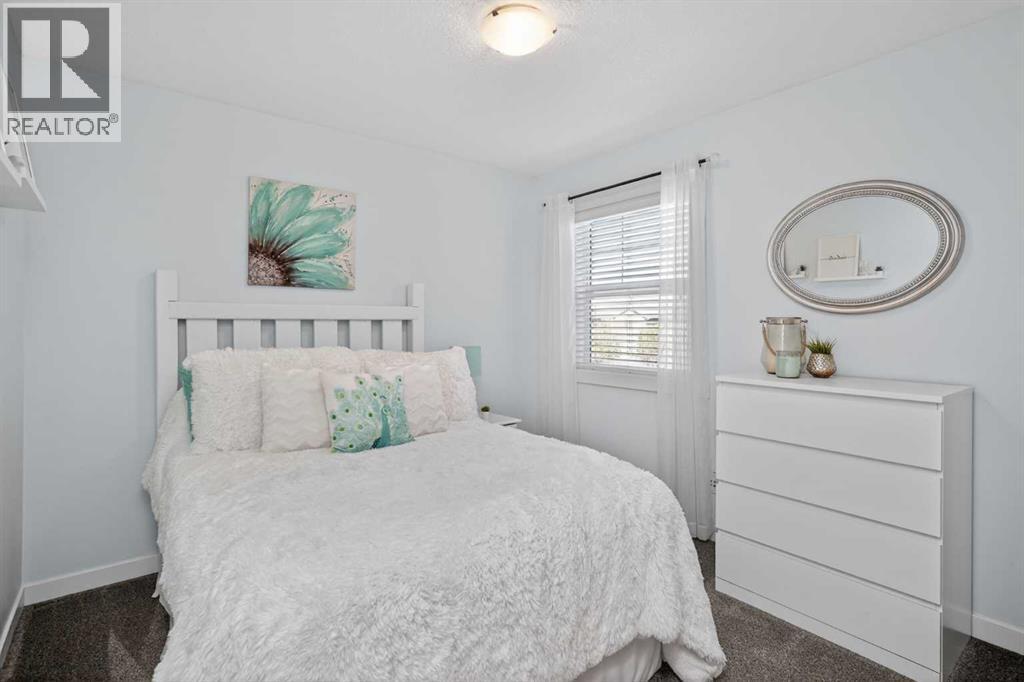 176 Chapalina Heights SE - 33