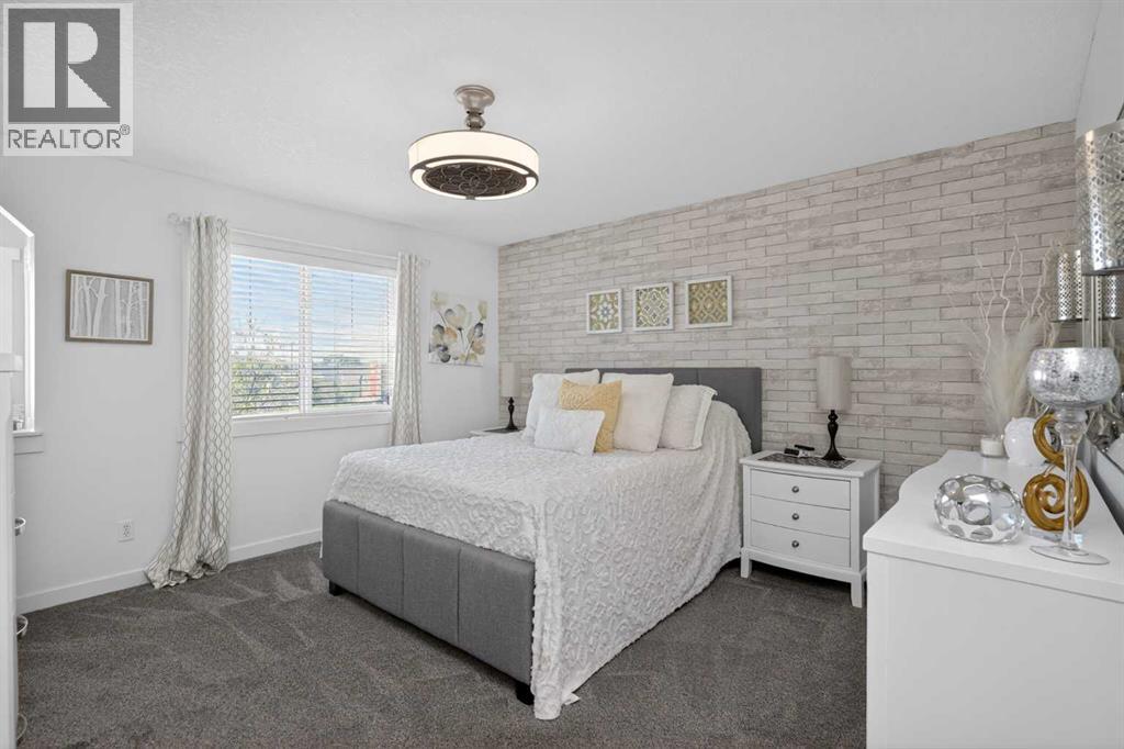 176 Chapalina Heights SE - Image 3