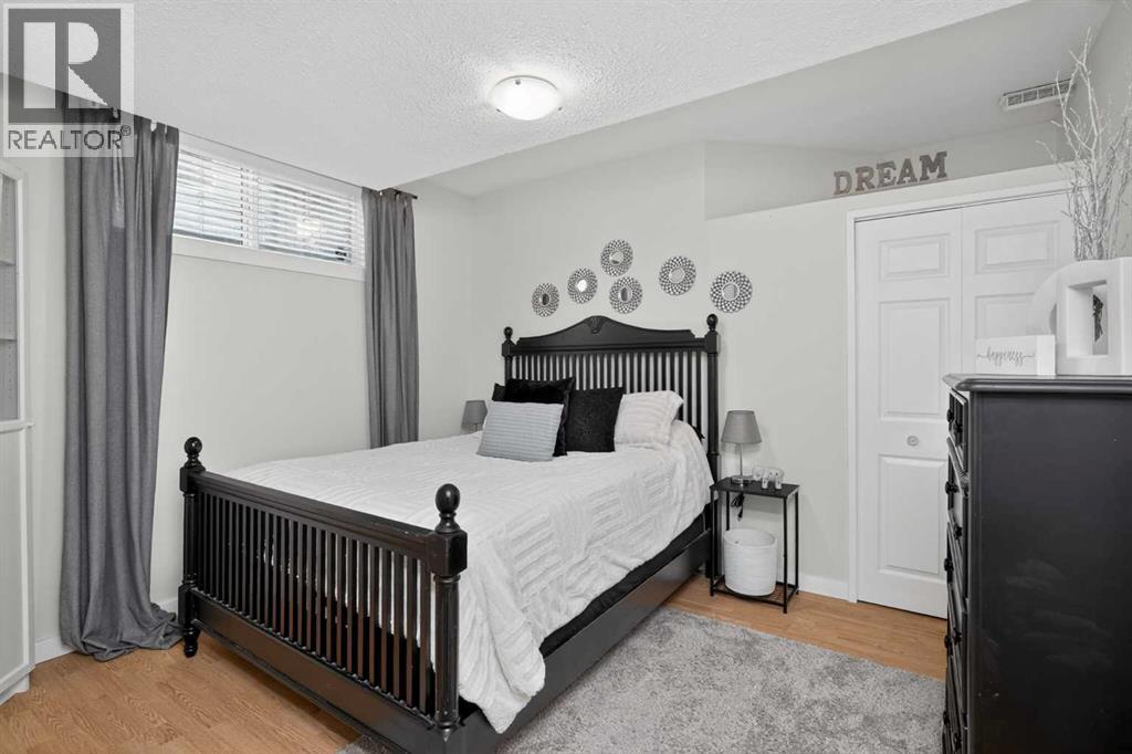 176 Chapalina Heights SE - 36