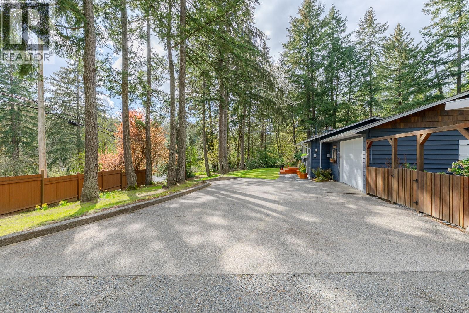 1265 Hutchinson Rd - 22