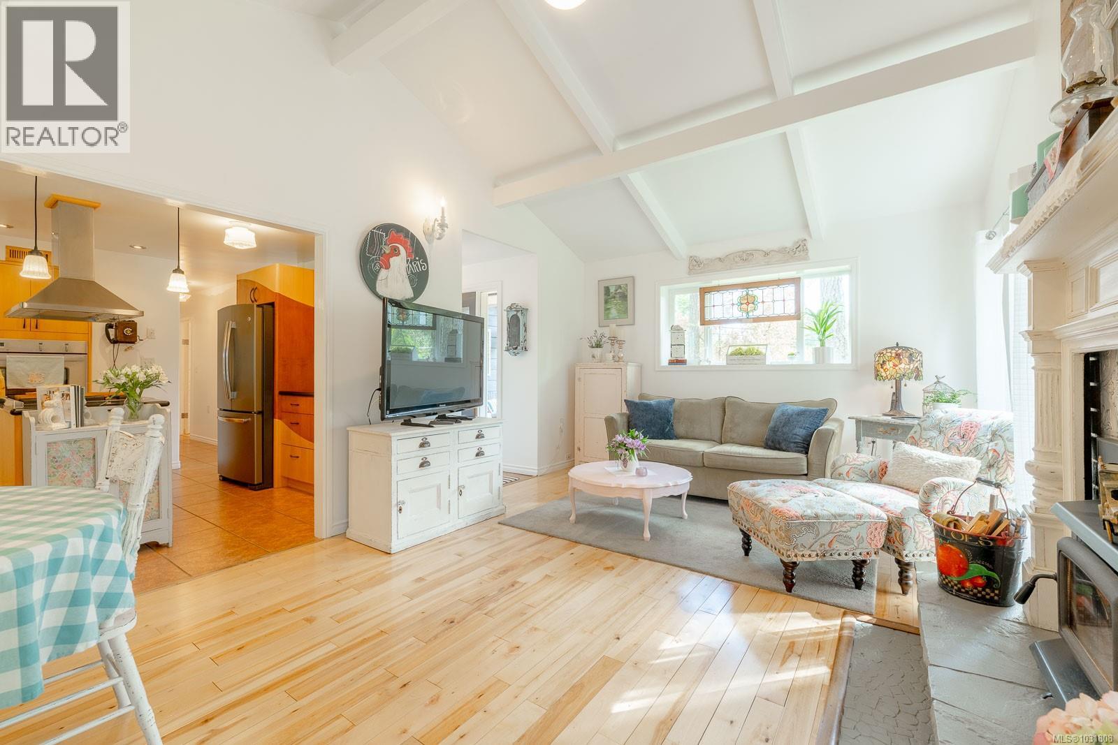 1265 Hutchinson Rd - 6