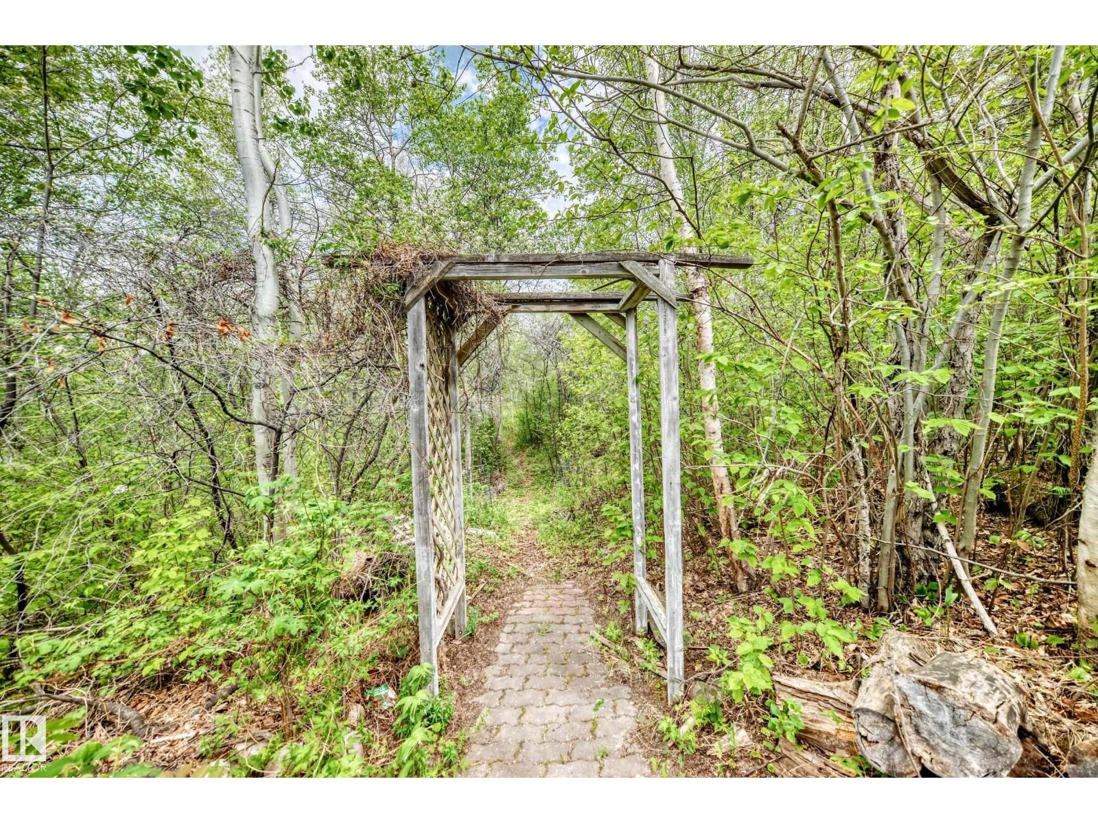 #36 54020 Highway 779 - 70