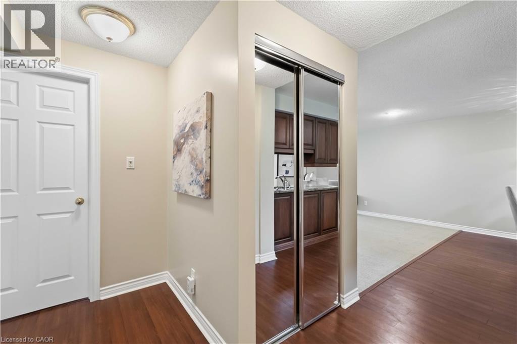 #205 970 GOLF LINKS Road - Image 8