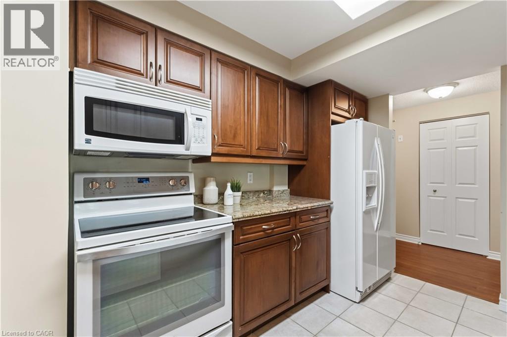 #205 970 GOLF LINKS Road - Image 22