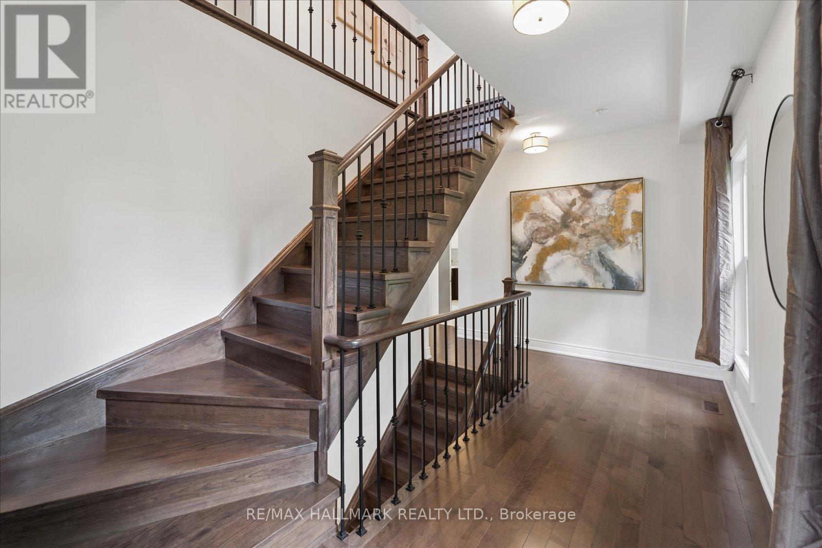 13 E J LENNOX WAY - 14