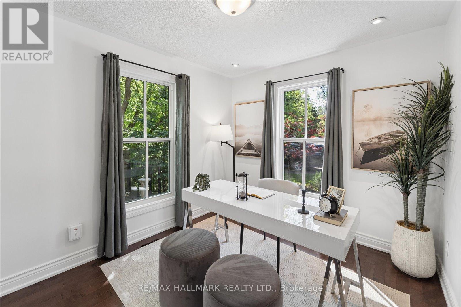 13 E J LENNOX WAY - 5