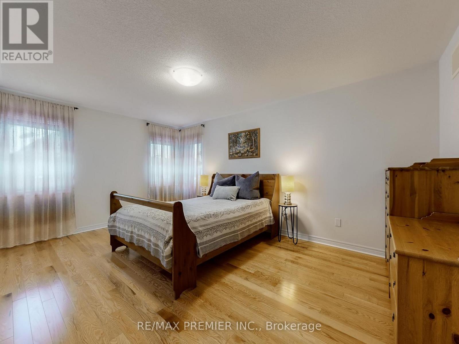 32 BLUE GROUSE ROAD - 21