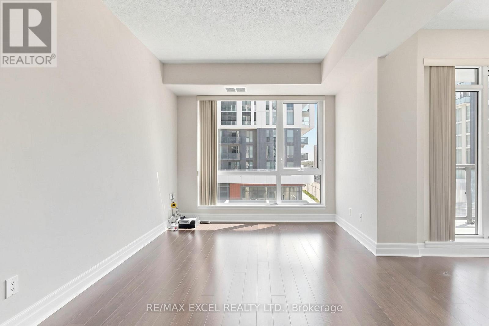 #416 8110 BIRCHMOUNT ROAD - 15