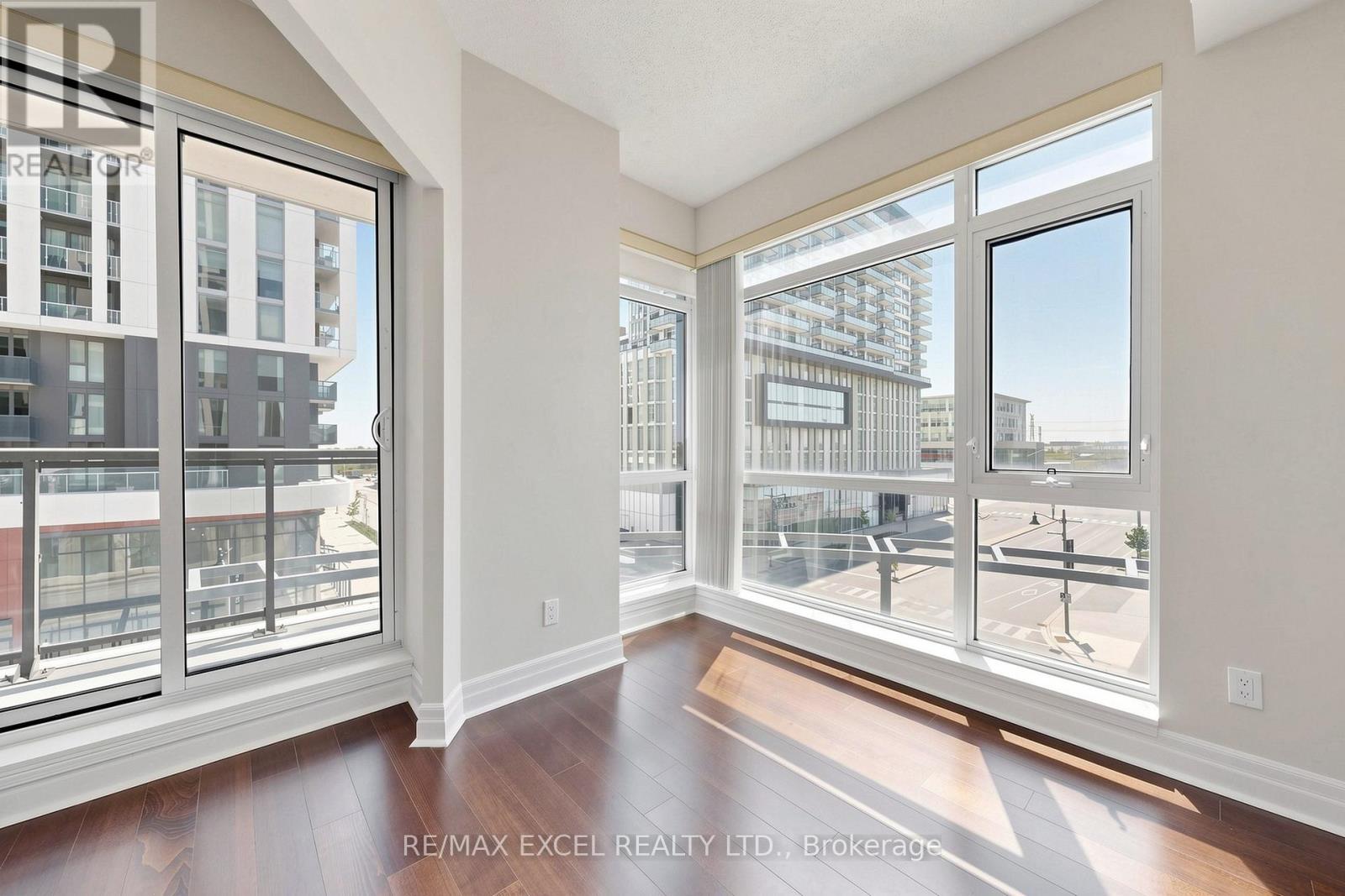 #416 8110 BIRCHMOUNT ROAD - 19