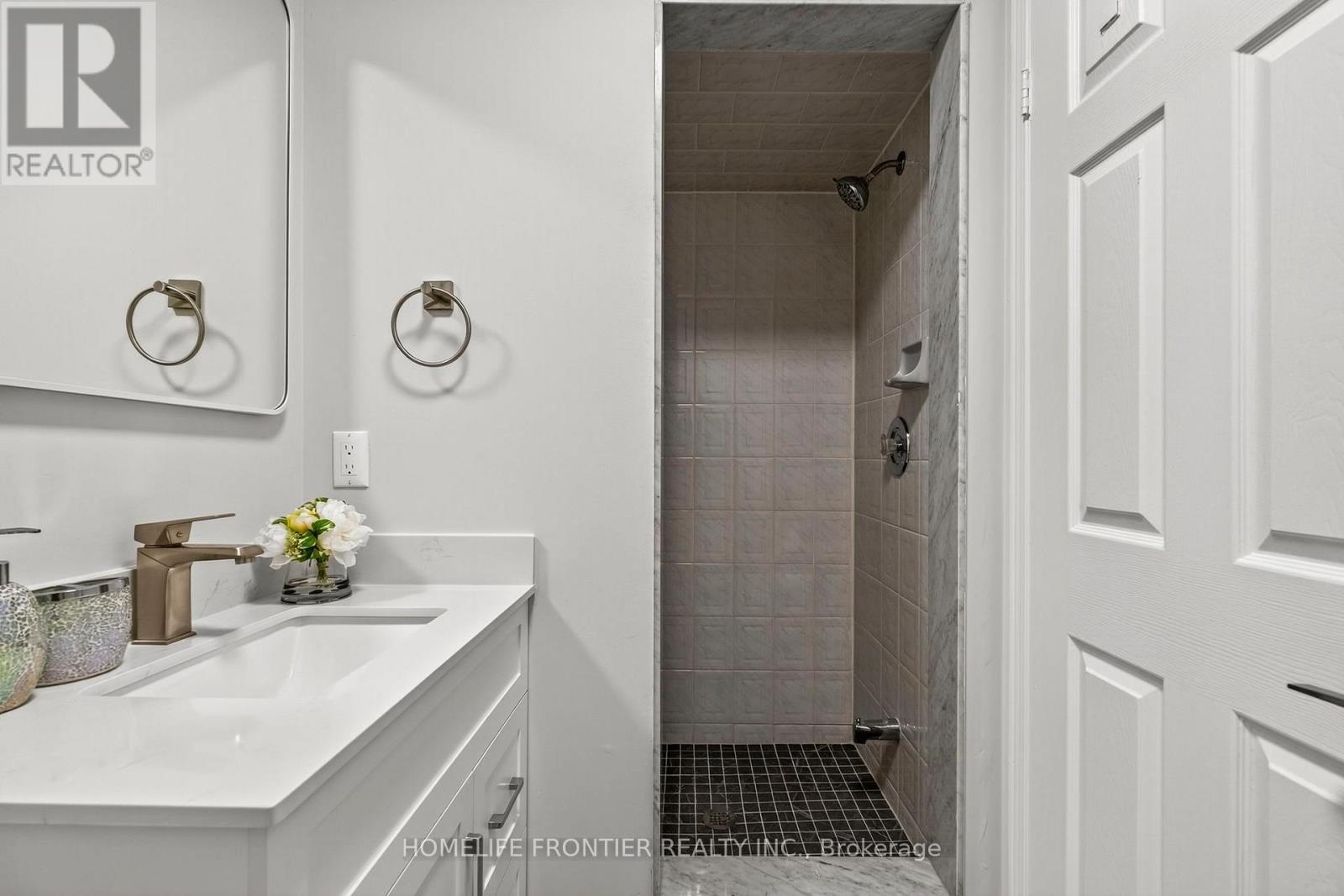 19 BOWLER STREET - 22