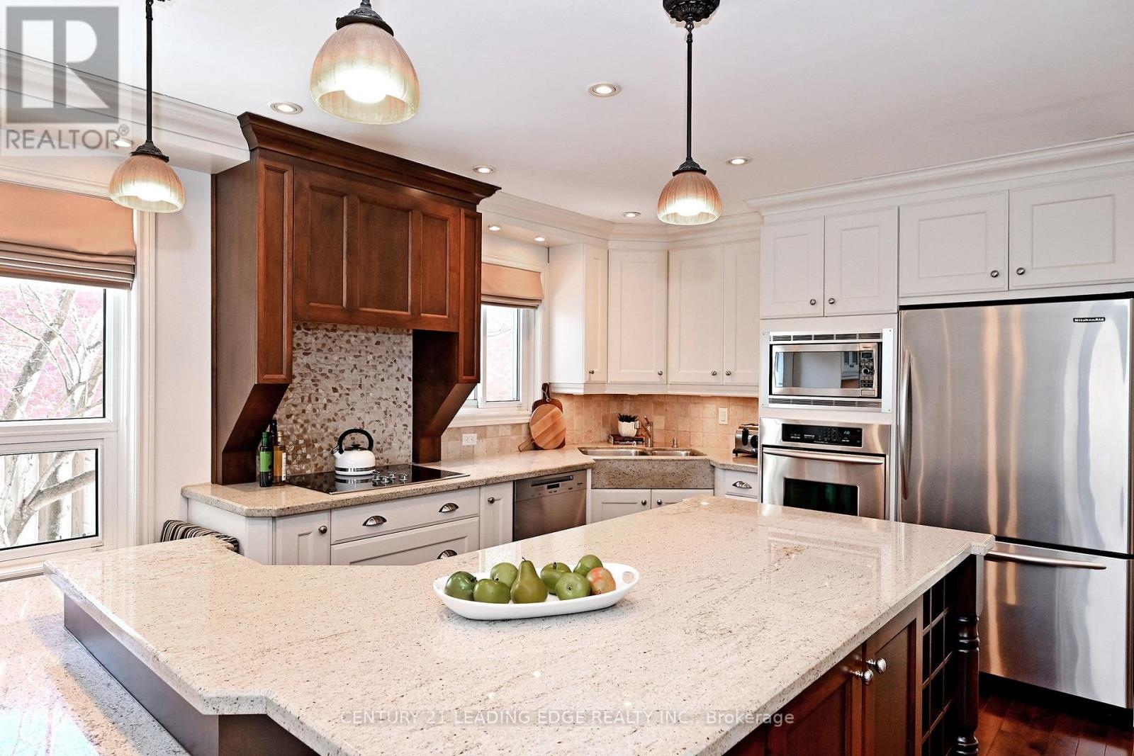 34 PANDORA COURT - 19