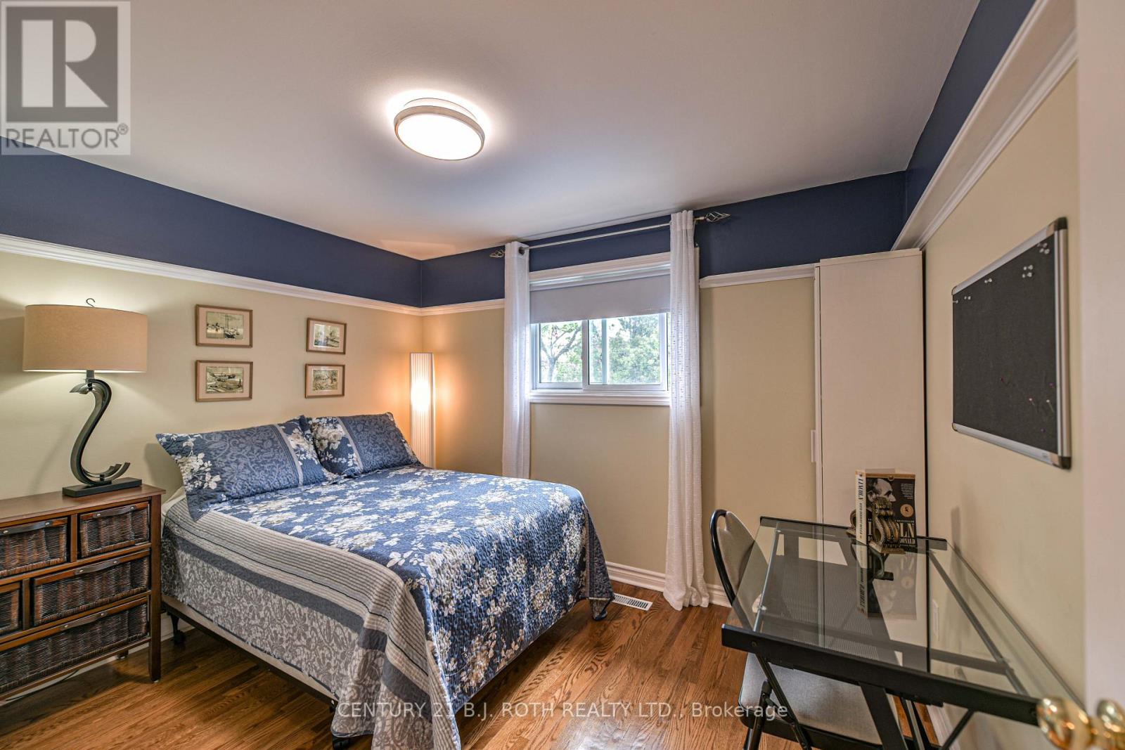 15 GLENECHO DRIVE - 27