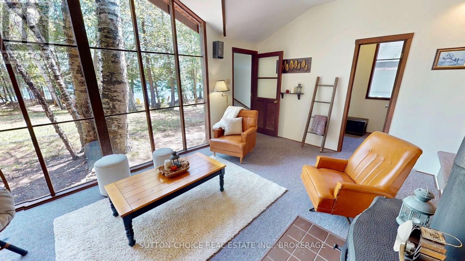 104 HEMLOCK ISLAND - 16