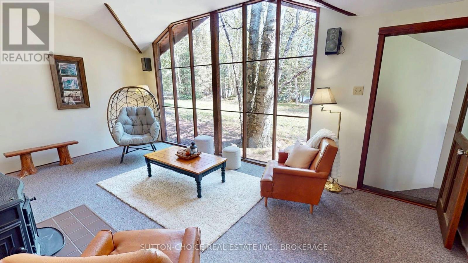 104 HEMLOCK ISLAND - 21
