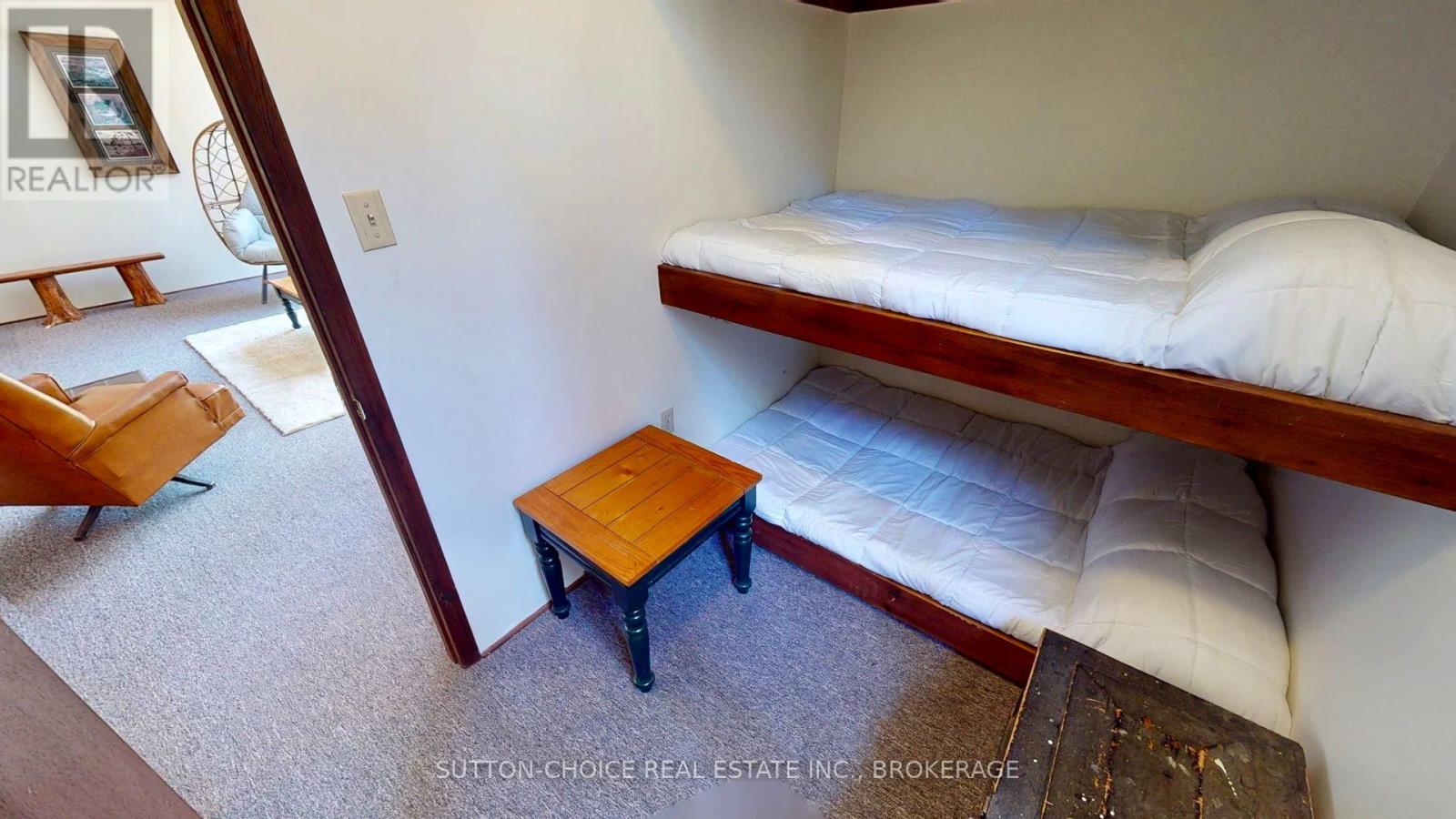 104 HEMLOCK ISLAND - 25