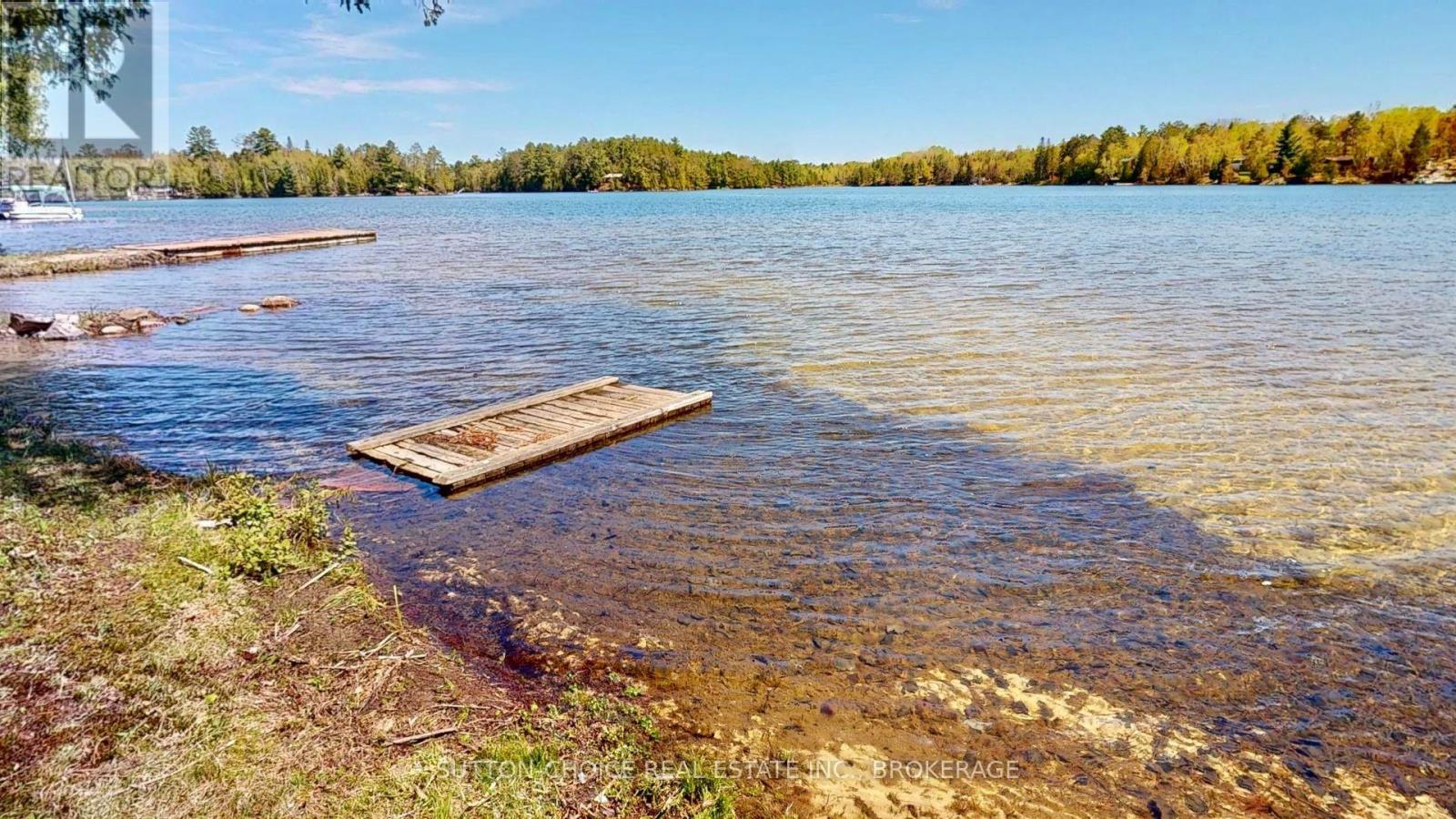 104 HEMLOCK ISLAND - 42