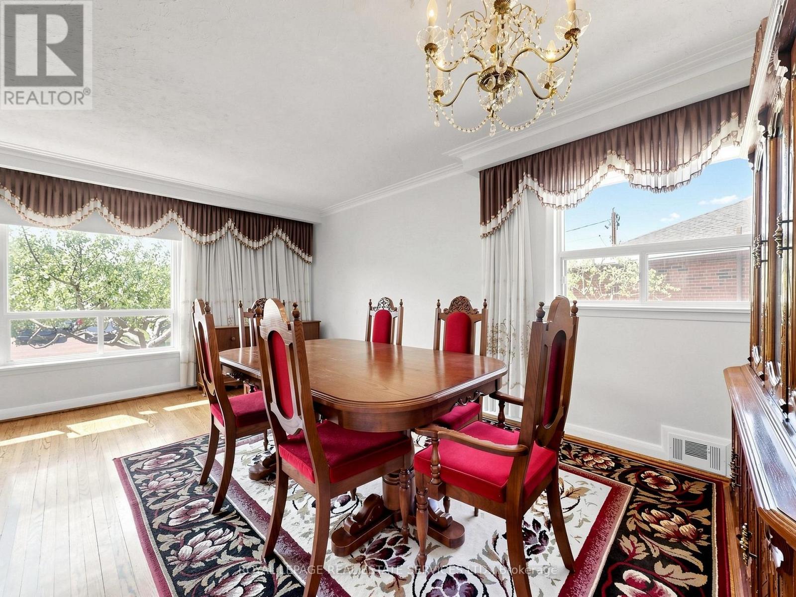 86 WHITBURN CRESCENT - 9