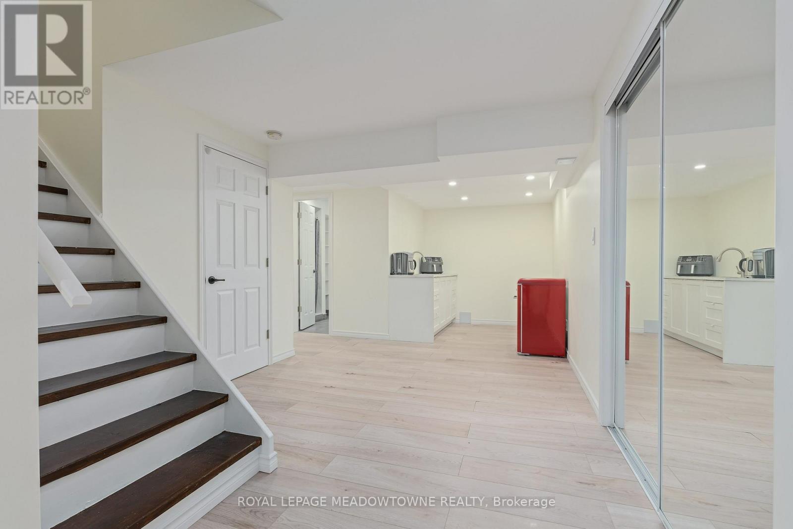 7 EATON STREET - 39
