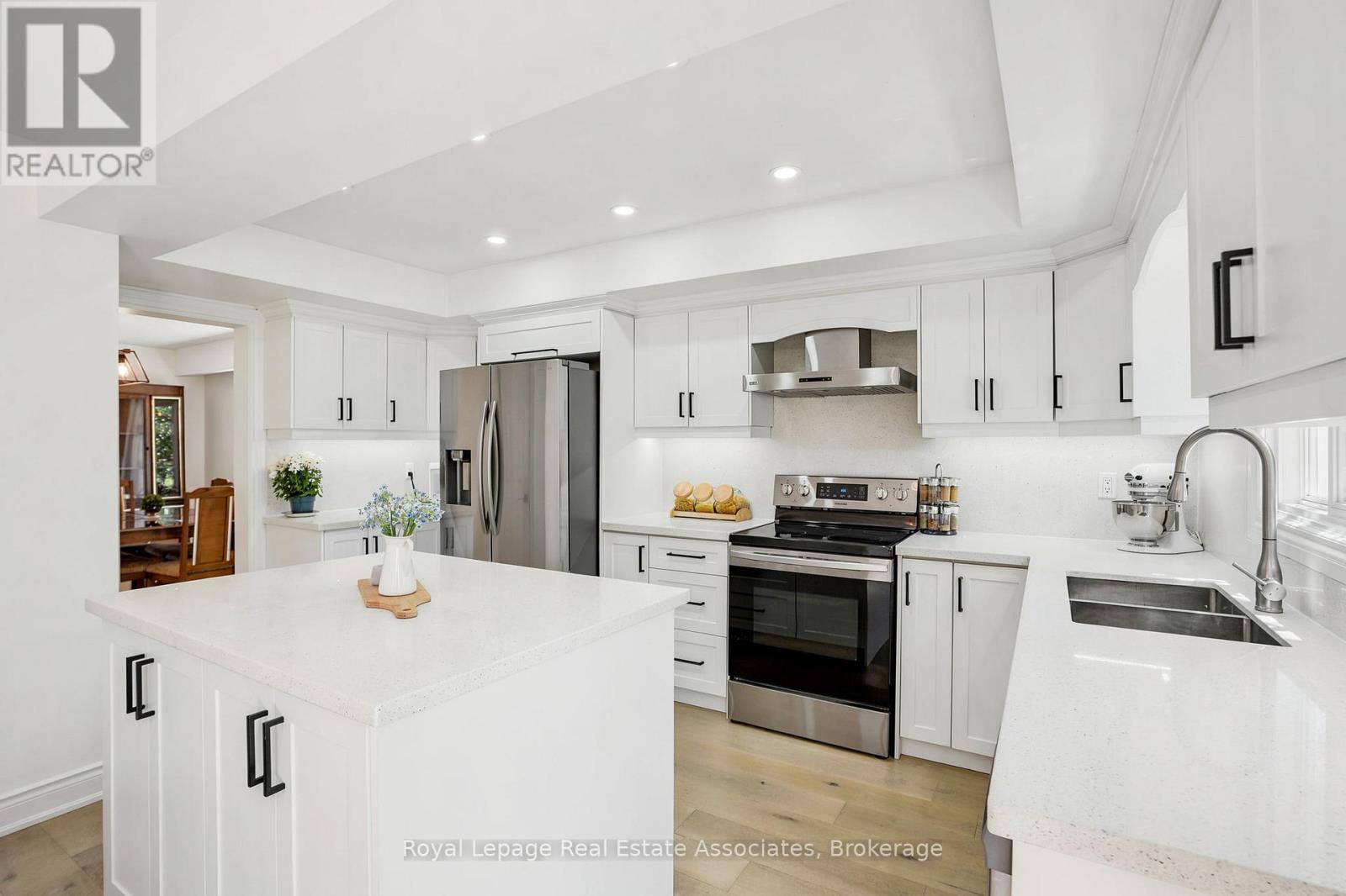 4454 MAYFLOWER DRIVE - 11