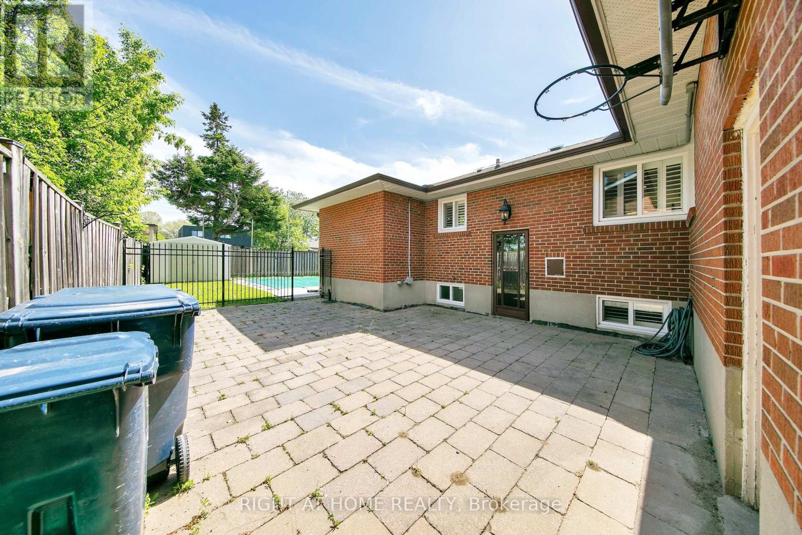 19 WALL AVENUE - 40