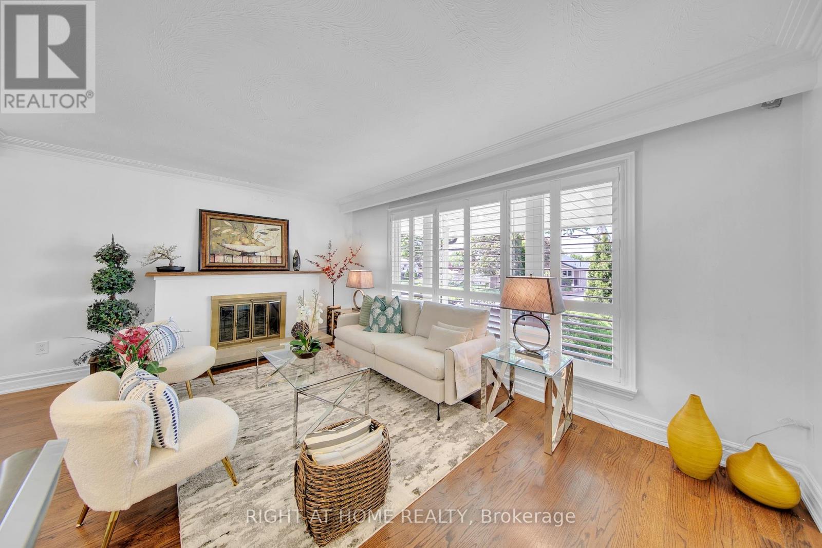 19 WALL AVENUE - 7