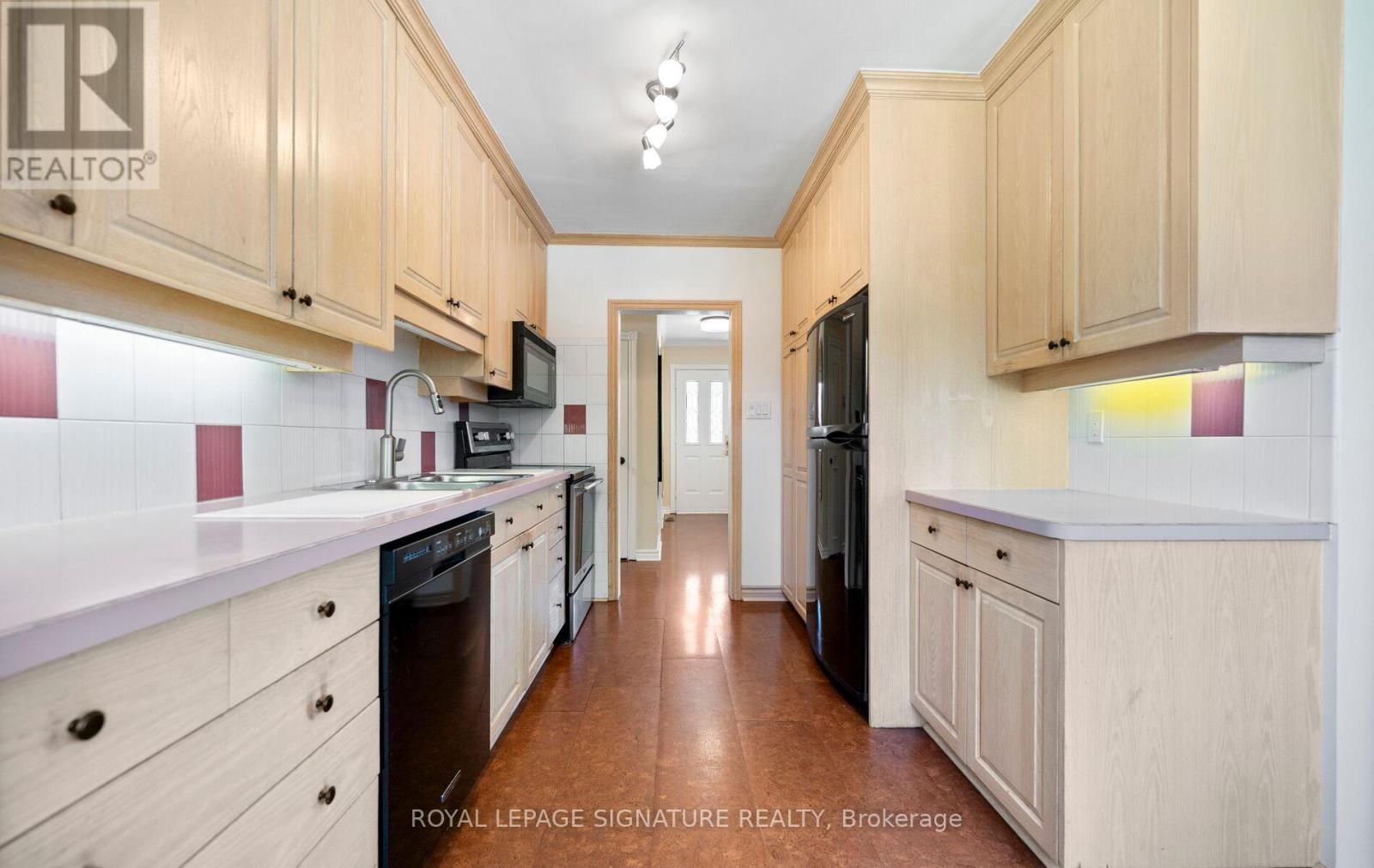 1570 PARK ROYALE BOULEVARD - 13