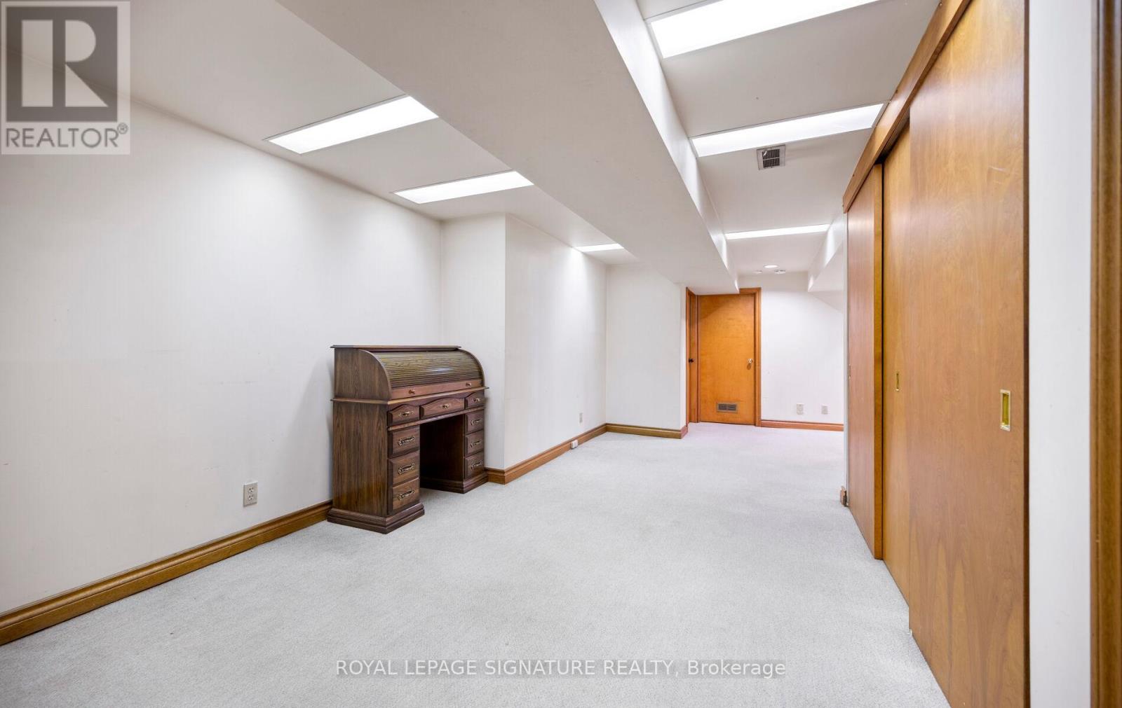 1570 PARK ROYALE BOULEVARD - 24