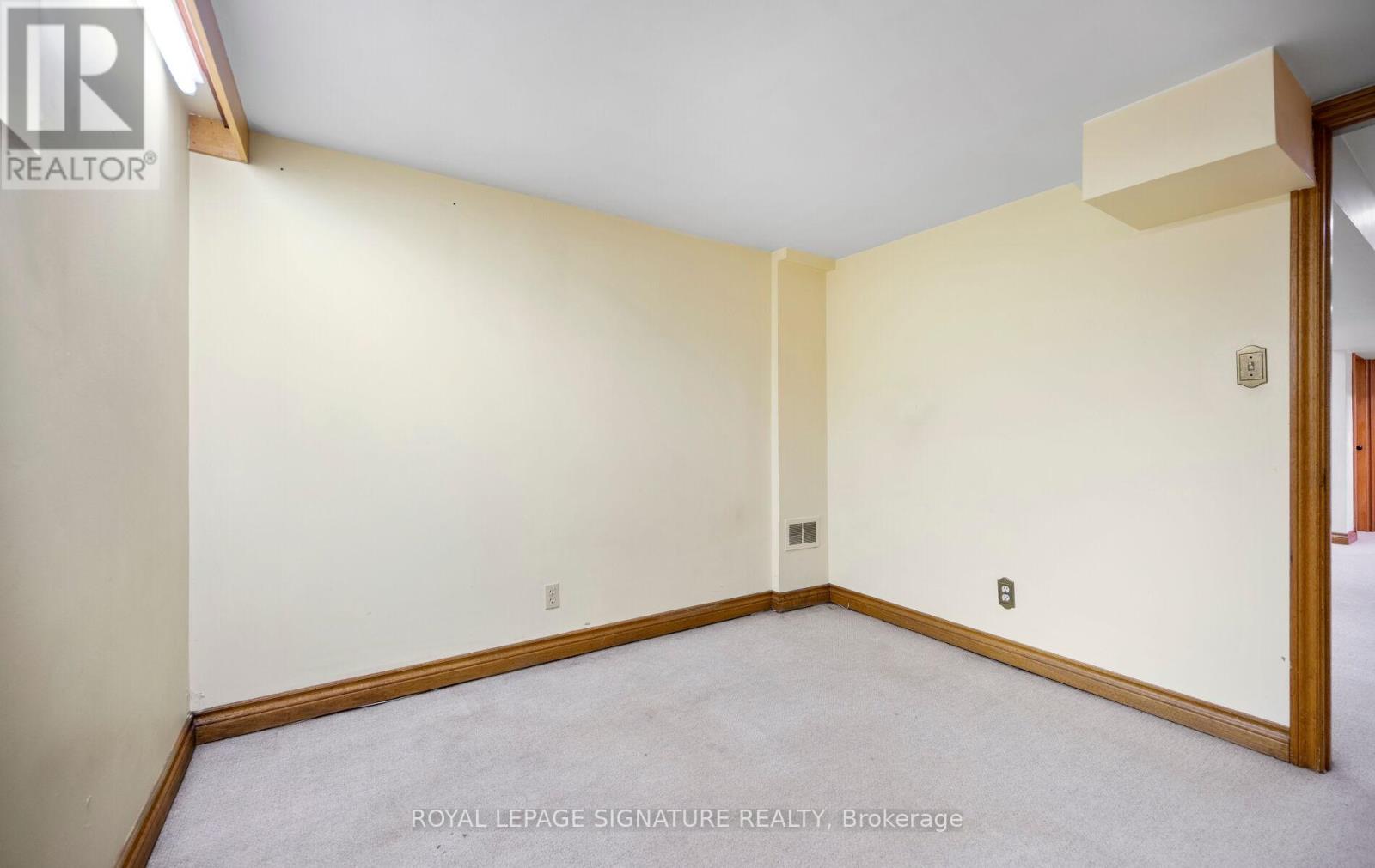 1570 PARK ROYALE BOULEVARD - 26