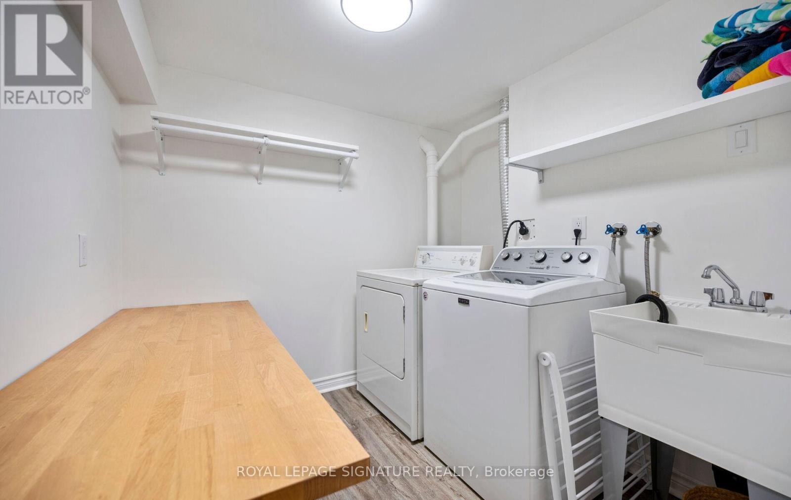 1570 PARK ROYALE BOULEVARD - 29