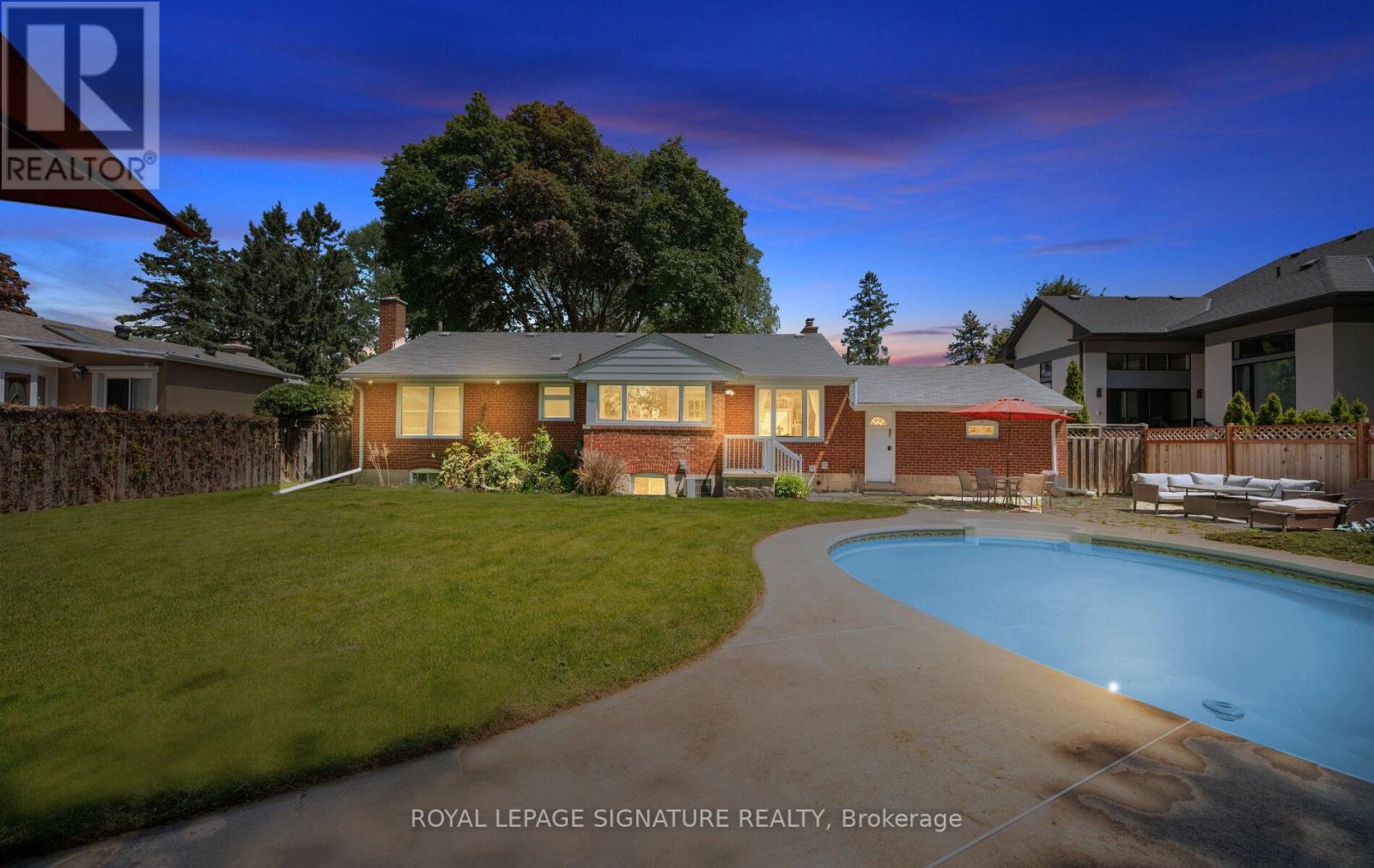 1570 PARK ROYALE BOULEVARD - 34