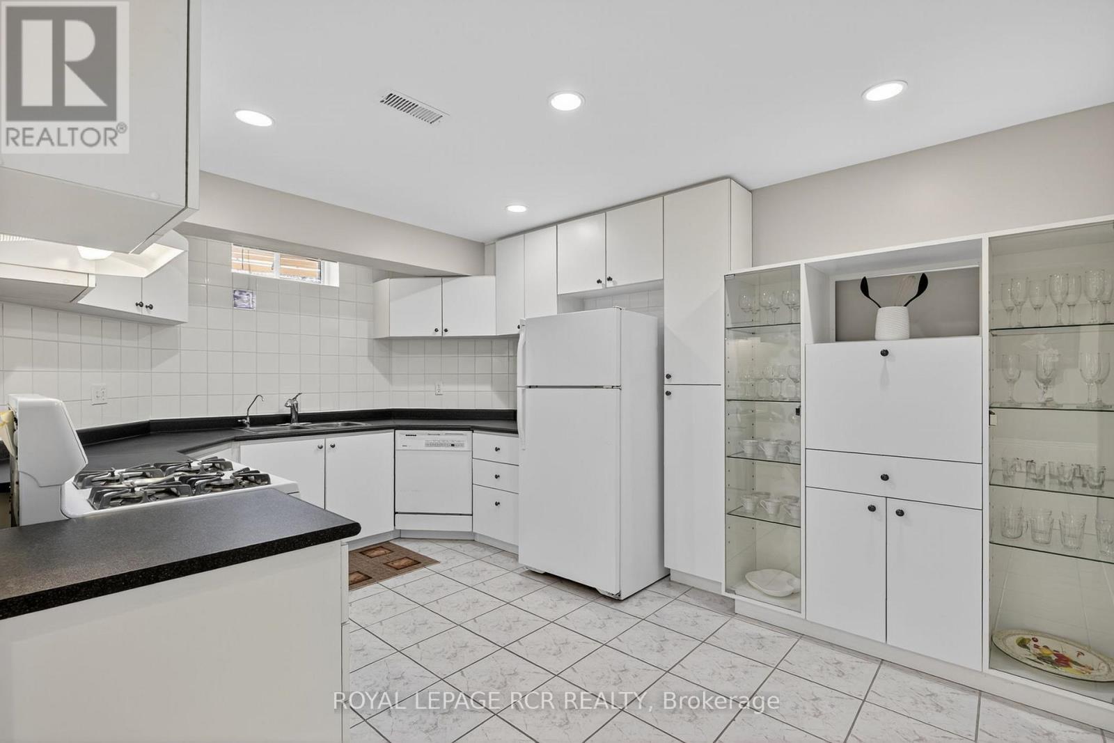 97 RIVERWOOD TERRACE - 29