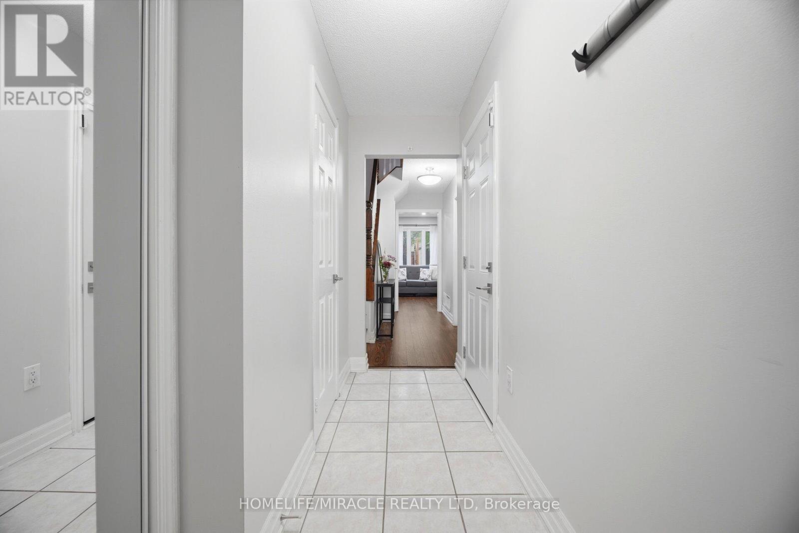 71 DANDELION ROAD - 7