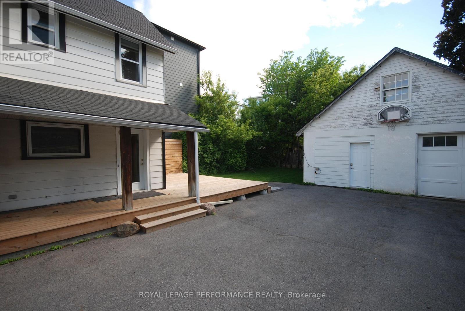 345 TWEEDSMUIR AVENUE - Image 2