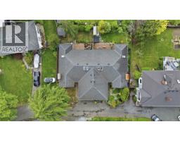 1056 Holly Park Rd, Central Saanich, BC V8M2H1 Photo 39