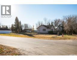 204 Chipman Street, Luseland, SK S0L2A0 Photo 10