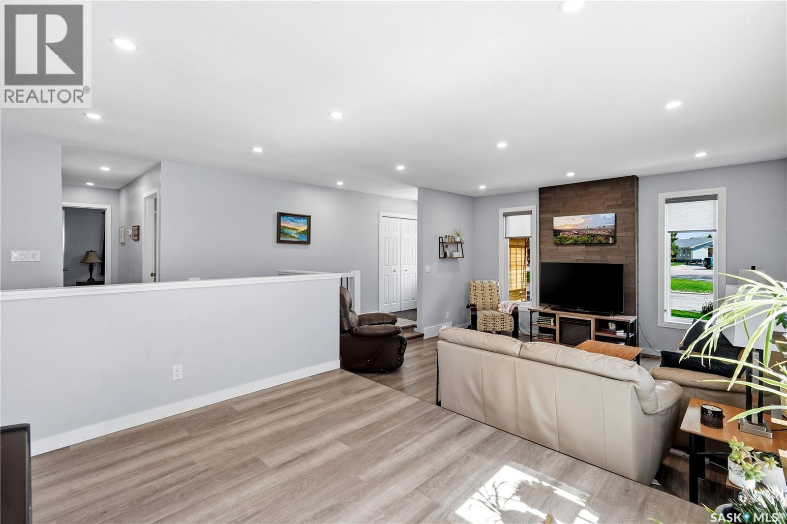 90 Edenwold CRESCENT - 11
