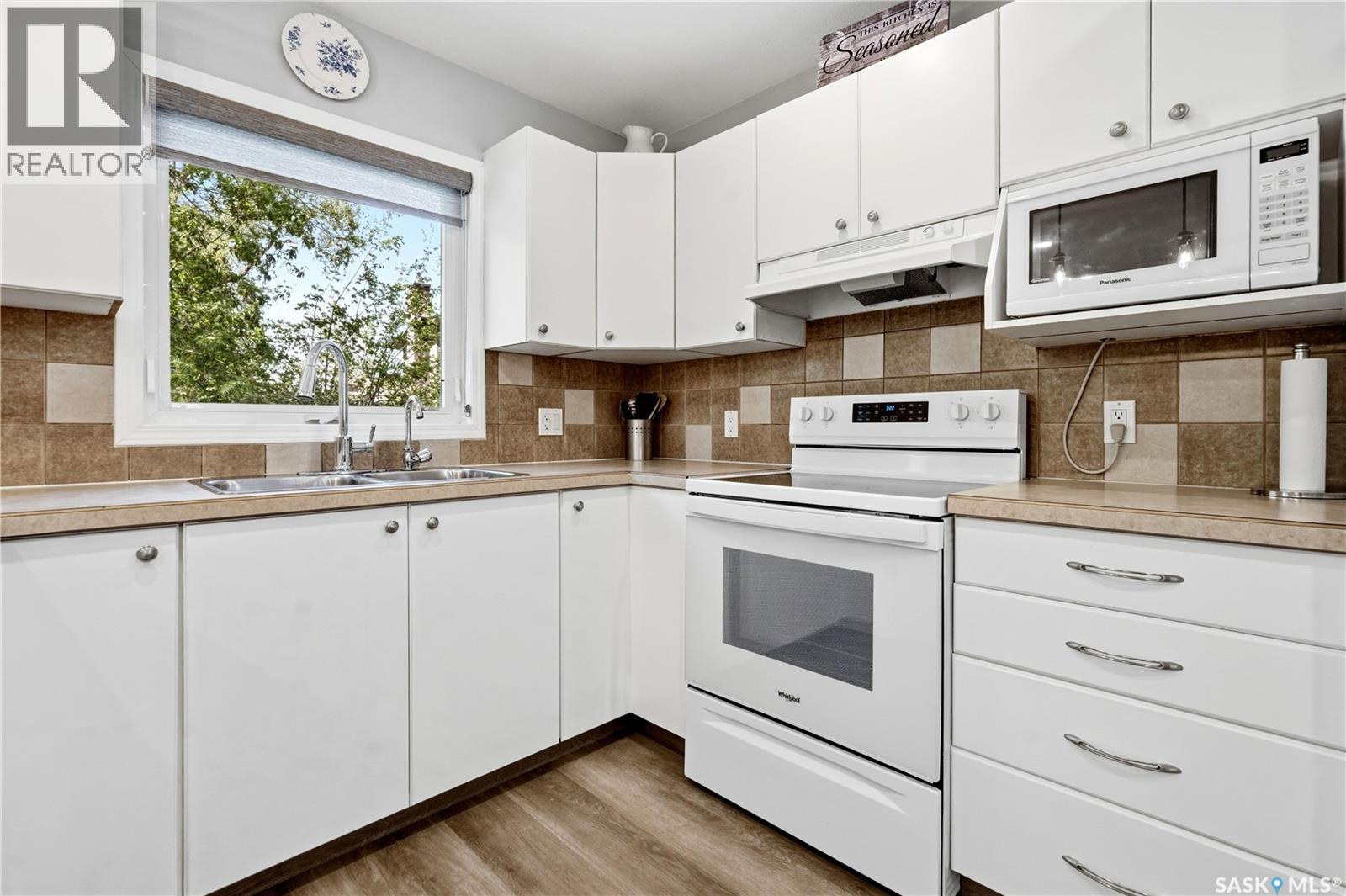 90 Edenwold CRESCENT - 16